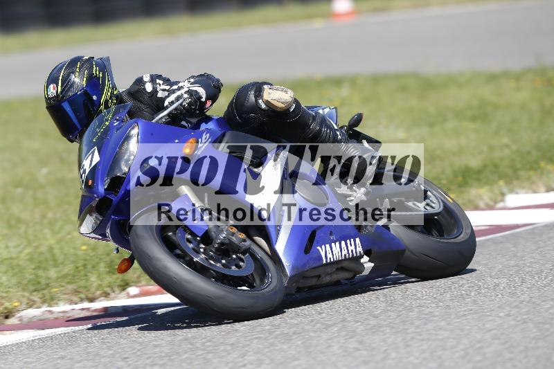 Archiv-2025/48 25.08.2025 Cornu Master School ADR/rot-rouge/87